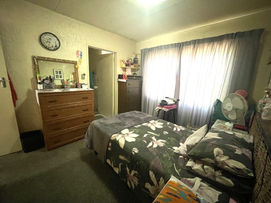 1 Bedroom Property for Sale in Pellissier Free State